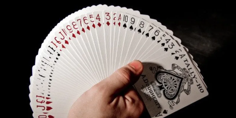 Một số phương pháp xào bài gian lận hay nhất