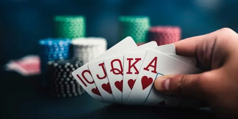 Khám phá kinh nghiệm chơi Poker các cao thủ