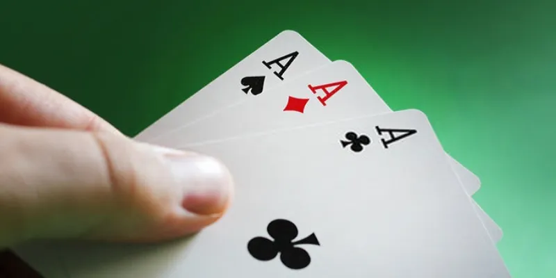 Tìm hiểu luật chơi bài cào ba lá và các thuật ngữ quan trọng