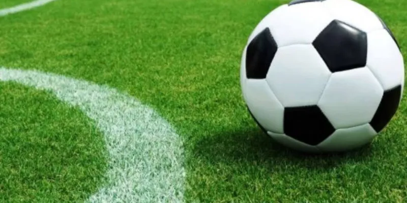 Các nhân tố tác động đến kết quả tỷ số bóng đá